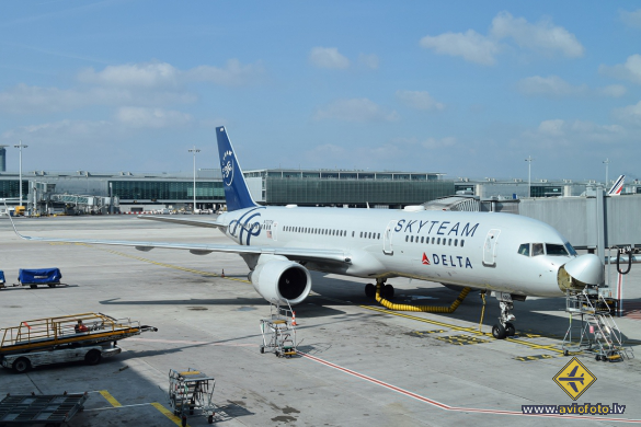 Boeing 757-231